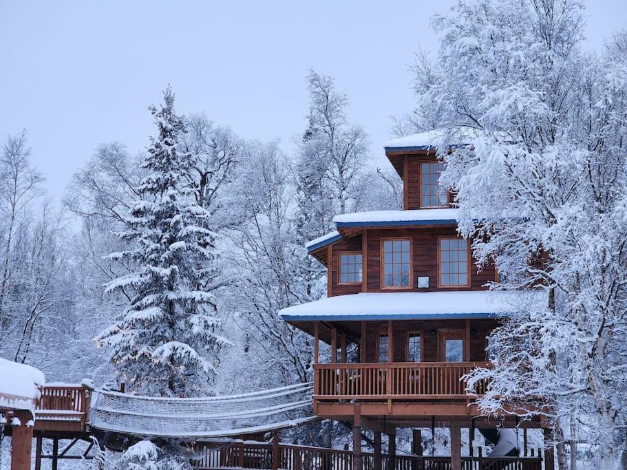 The Eagle'S Nest Treehouse Cabin Palmer Eksteriør bilde