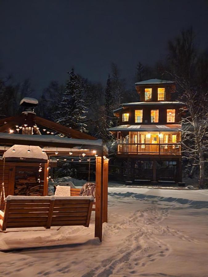 The Eagle'S Nest Treehouse Cabin Palmer Eksteriør bilde