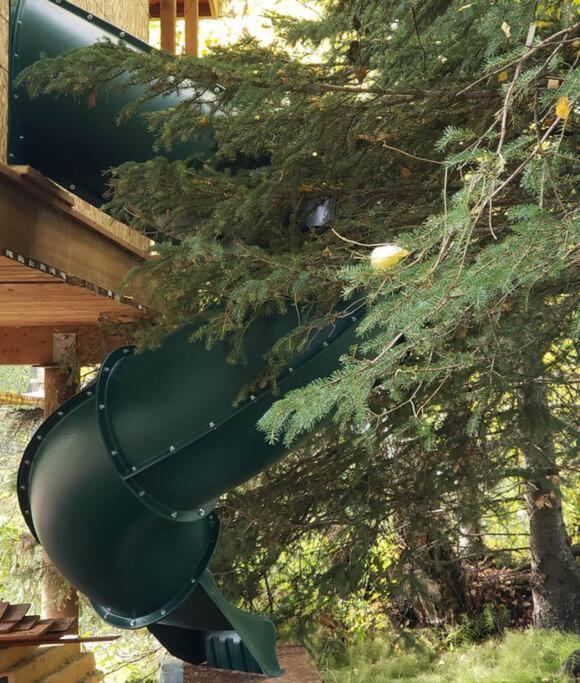 The Eagle'S Nest Treehouse Cabin Palmer Eksteriør bilde